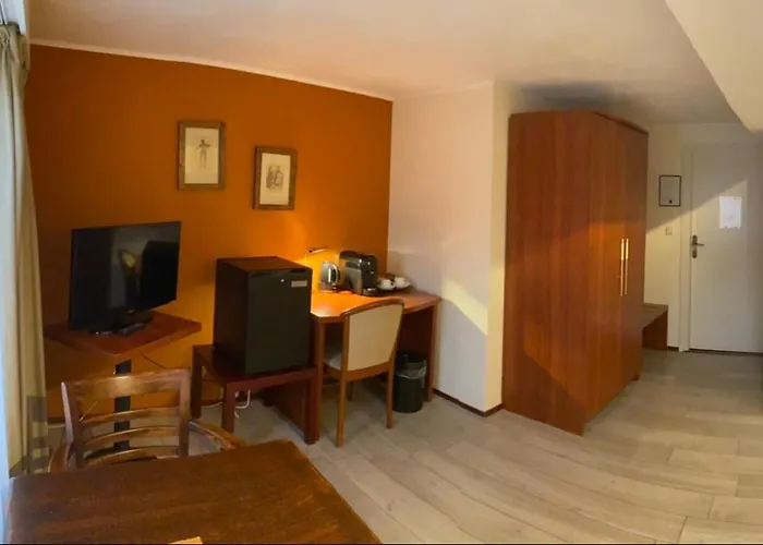 Hotel Restaurant Hestia 3*